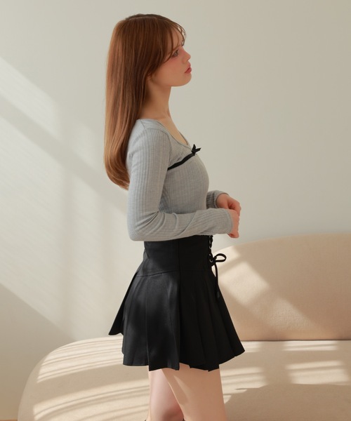 M DOLLY(エムドリー)の「lace up high waist carina skirt/レースアップハイウエストカリナスカート(スカート・レディース・ブラック・S/M)」の7枚目の写真