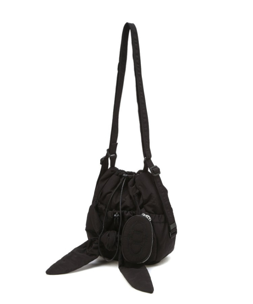 athe（アテ）の「[RUBAN] ブラックリボン プチバックパック兼ショルダーバッグ MINI AABA6F941BK（ショルダーバッグ・レディース・ブラック・FREE）」の2枚目の写真