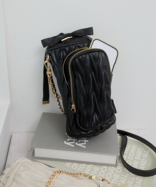 MAJESTIC LEGON(マジェスティックレゴン)の「マルチボトルショルダー(ショルダーバッグ・レディース・ブラック/アイボリー・FREE)」の2枚目の写真