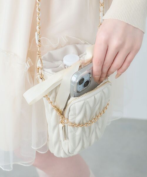 MAJESTIC LEGON(マジェスティックレゴン)の「マルチボトルショルダー(ショルダーバッグ・レディース・ブラック/アイボリー・FREE)」の9枚目の写真