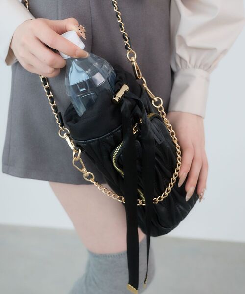 MAJESTIC LEGON(マジェスティックレゴン)の「マルチボトルショルダー(ショルダーバッグ・レディース・ブラック/アイボリー・FREE)」の11枚目の写真