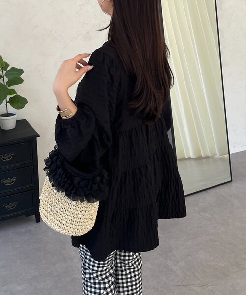 prose verse（プロズヴェール）の「シャーリングシアーティアードブラウス（シャツ/ブラウス・レディース・ブラック/サックスブルー/オフホワイト/ピンク/ベージュ・MEDIUM/LARGE）」の12枚目の写真