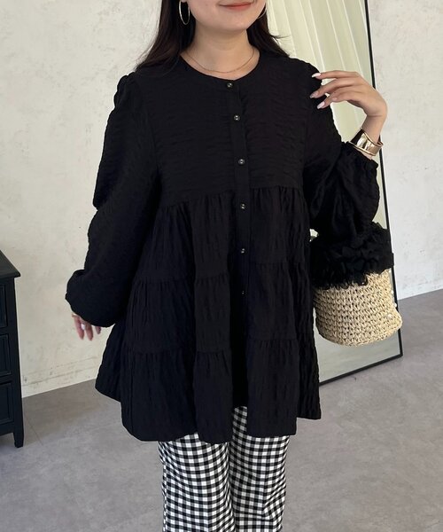 prose verse（プロズヴェール）の「シャーリングシアーティアードブラウス（シャツ/ブラウス・レディース・ブラック/サックスブルー/オフホワイト/ピンク/ベージュ・MEDIUM/LARGE）」の17枚目の写真