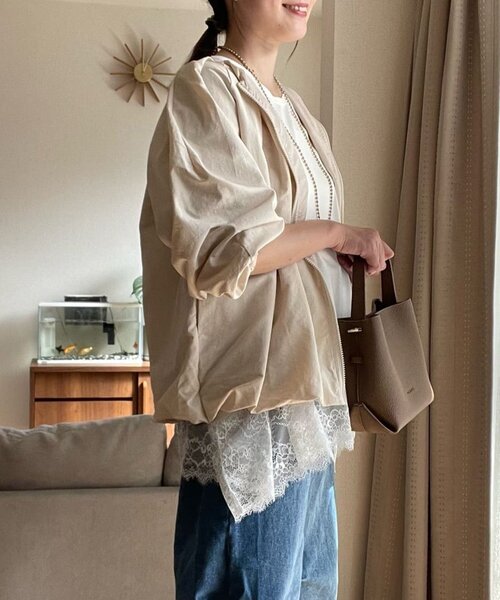 Remind me and forever(リマインドミーアンドフォーエバー)の「【プチプラ/即着映え!】裾レースノースリプルオーバー(シャツ/ブラウス・レディース・アイボリー/ブラック・FREE)」の3枚目の写真