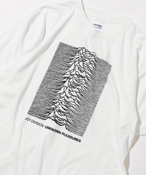 International Gallery BEAMS(インターナショナルギャラリービームス)の「Insonnia Projects / JOY DIVISION UNKNOWN PLEASURES グラフィック Tシャツ(Tシャツ/カットソー・メンズ・ブラック系その他4/ホワイト系その他2・1/3/2)」の13枚目の写真