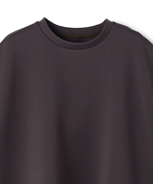 UNFILO(アンフィーロ)の「【VERY掲載】BEAUTY FORM JERSEY light サイドZIP プルオーバー(スウェット・レディース・ブラック系/ベージュ系/グレー系/アイボリー系・X-LARGE)」の9枚目の写真