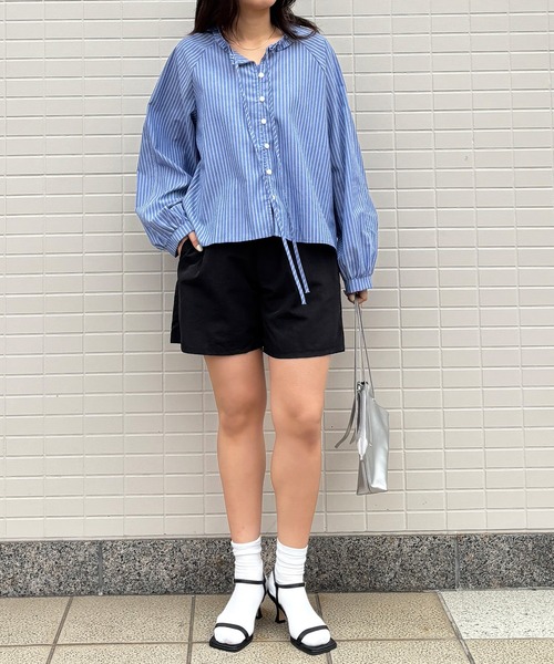 ISOOK（アイスー）の「【ISOOK / アイスー】フリルネックストライプブラウス / 柄シャツ 長袖 春服 春トップス ボタン ブルー ホワイト ZOZOTOWN限定（シャツ/ブラウス・レディース・ブルー/ホワイト・FREE）」の11枚目の写真