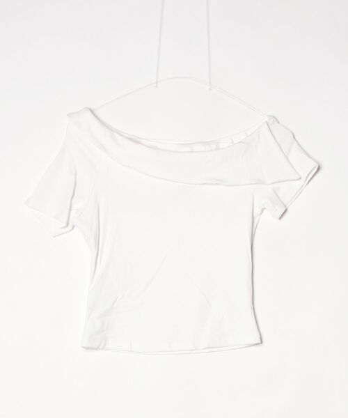 .KOM(ドットコム)の「A'GEM/9 × .kom 『.KOM/ドットケーオーエム』ラインストーンロゴオフショルダートップス(Tシャツ/カットソー・レディース・ホワイト/ブラック・S)」の3枚目の写真