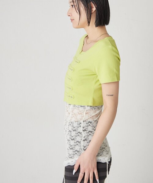 WHO'S WHO gallery(フーズフーギャラリー)の「【WEB限定サイズあり】ナポレオンショート半袖トップス(Tシャツ/カットソー・レディース・オフホワイト/ブラック/イエロー/ピンク・MEDIUM/SMALL)」の7枚目の写真