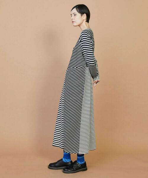 FRAPBOIS(フラボア)の「クワトロボーダー ワンピース(ワンピース・レディース・ブラック/マルチ・1)」の3枚目の写真