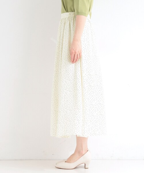 SHOO・LA・RUE（シューラルー）の「【UV/セットアップ可/S-LL】洗濯後しわになりにくい　ドット柄ギャザースカート（スカート・レディース・ネイビー系5/ホワイト系8・01/02/03/04）」の7枚目の写真