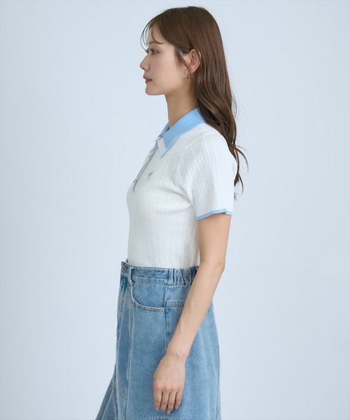 AND COUTURE(アンドクチュール)の「ダブルカラーケーブルポロニット(ニット/セーター・レディース・ピンク/ネイビー/イエロー/オフホワイト・FREE)」の10枚目の写真