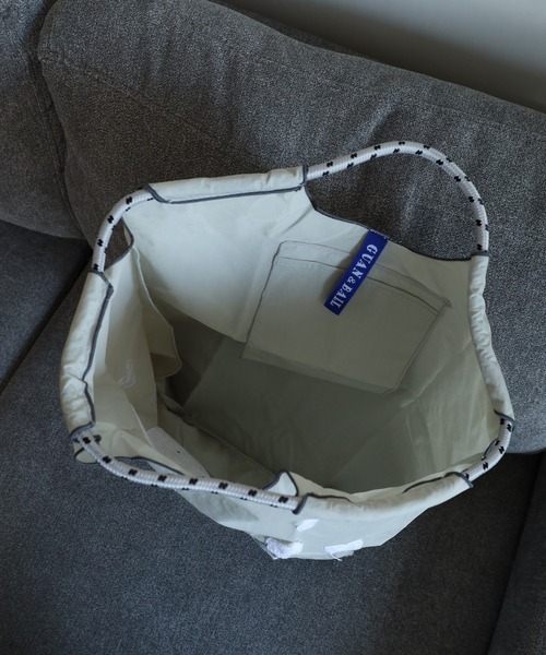 FUNALIVE（ファンアライブ）の「RUCCHE　ドッグ刺繍ナイロンパラコードトートバッグ（トートバッグ・レディース・イエロー系その他/グレー系その他/ブラック系/ベージュ系その他/ベージュ系/グレー系/ブラック系その他・FREE）」の21枚目の写真