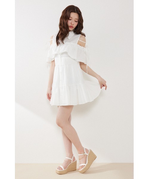 rienda(リエンダ)の「オフショルフリルティアードミニワンピース春服 夏服(シャツワンピース・レディース・ブラック/ライトブルー/ホワイト・SMALL/MEDIUM)」の20枚目の写真