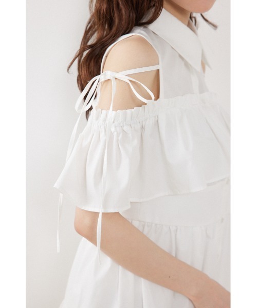 rienda(リエンダ)の「オフショルフリルティアードミニワンピース春服 夏服(シャツワンピース・レディース・ブラック/ライトブルー/ホワイト・SMALL/MEDIUM)」の12枚目の写真