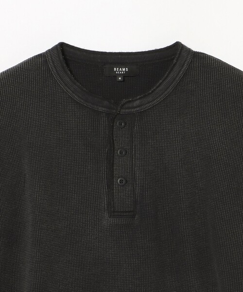 BEAMS HEART(ビームスハート)の「【7/9値下げ】加工 ヘンリーネック ワッフル Tシャツ(ユニセックス)(Tシャツ/カットソー・メンズ・ブラック/ブラウン・SMALL/MEDIUM/LARGE)」の17枚目の写真