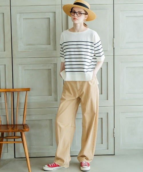 Maison INNESS(メゾンアイネス)の「カラーデニムケミカル加工バレルレッグパンツ<大きいサイズ有>(デニムパンツ・レディース・パープル/サンドベージュ/グリーン・4L/5L/S/M/L/LL/3L)」の8枚目の写真