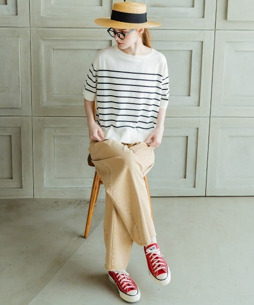 Maison INNESS(メゾンアイネス)の「カラーデニムケミカル加工バレルレッグパンツ<大きいサイズ有>(デニムパンツ・レディース・パープル/サンドベージュ/グリーン・4L/5L/S/M/L/LL/3L)」の11枚目の写真
