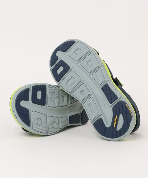 SKECHERS(スケッチャーズ)の「【SKECHERS】MAX CUSHIONING PRE(サンダル・メンズ・ネイビー系/ブラック×グレー・28.0cm/27.0cm/26.0cm/25.0cm)」の4枚目の写真