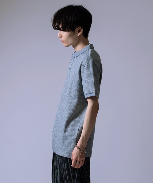 Crownor(クラウノアー)の「ウェーブジャガード 半袖ポロシャツ(ポロシャツ・メンズ・ブラック/グレー・LARGE/MEDIUM)」の4枚目の写真