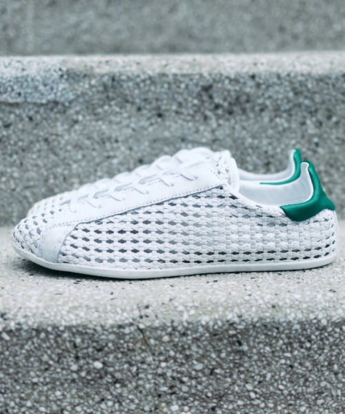 adidas(アディダス)の「STAN SMITH LO PRO W IH9356(スニーカー・レディース・ホワイト・24.0cm/23.5cm/23.0cm/22.5cm/25.0cm/24.5cm)」の1枚目の写真