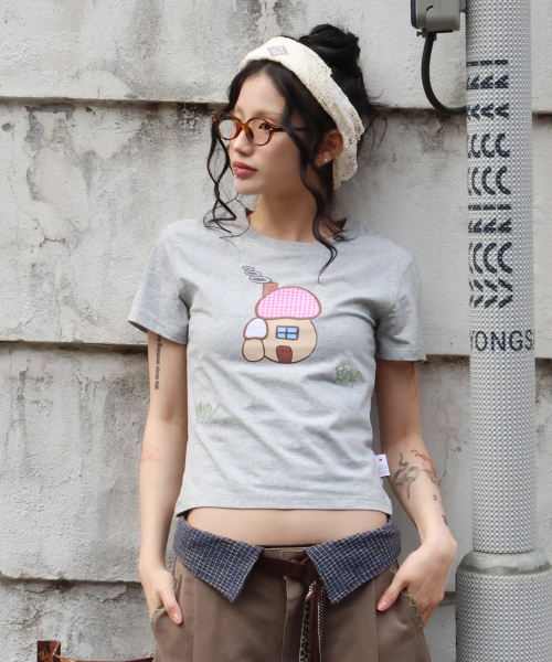 RuNaKi'Hu'(ルナキフ)の「WXT076 キノコハウス アプリケTシャツ (メランジグレー)(Tシャツ/カットソー・レディース・その他・1/2)」の4枚目の写真