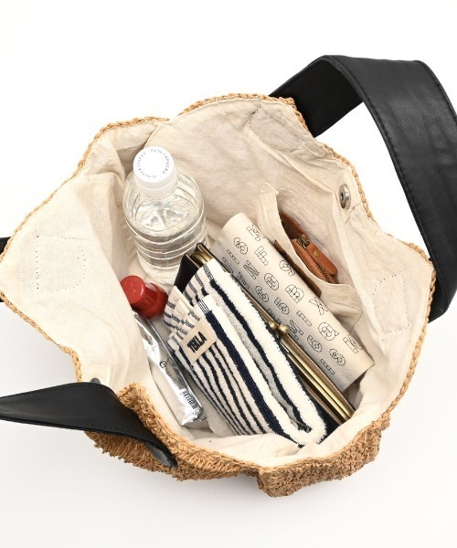 CLEDRAN(クレドラン)の「【ペーパー × 羊革】CL3959 HAND&WORK PAPER WIDE CIRCLE BAG(かごバッグ・レディース・ブラック/ダークベージュ・FREE)」の9枚目の写真