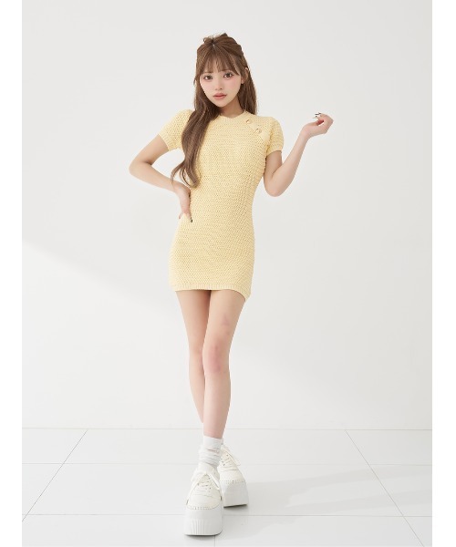 Darich(ダーリッチ)の「バックオープンリボンタイトニットミニワンピース(ワンピース・レディース・ホワイト/ネイビー/イエロー・FREE/FL)」の10枚目の写真