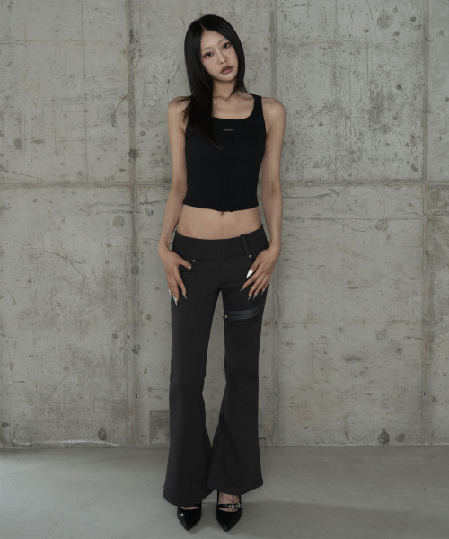 ETRE AU SOMMET(エトレオソメ)の「Crochet Point Short Sleeve (Black)(Tシャツ/カットソー・レディース・ブラック・FREE)」の4枚目の写真