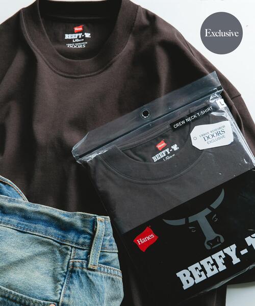 HANES(ヘインズ)の「『別注』HANES×DOORS BEEFY-T DOORS FIT SHORT-SLEEVE(Tシャツ/カットソー・メンズ・ホワイト/ブラック/ブルー/グレー/ブラウン/ネイビー・LARGE/MEDIUM/XXXL/XX-LARGE/X-LARGE)」の5枚目の写真