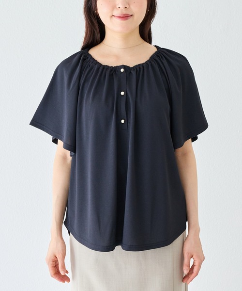 LAVEANGE(ラビアンジェ)の「【好機能シリーズ】汗シミ防止・接触冷感・吸水速乾・UVカット・遮熱・透け防止|エアリードライギャザーフレアプルオーバー|ひんやり/体型カバー(Tシャツ/カットソー・レディース・ブラック/ブラウン/ライトベージュ・M/5L/4L/3L/LL)」の16枚目の写真