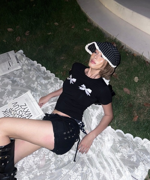 andwang（アンドワン）の「Ribbon&Ribbon Tee（Tシャツ/カットソー・レディース・ブラック・FREE）」の5枚目の写真