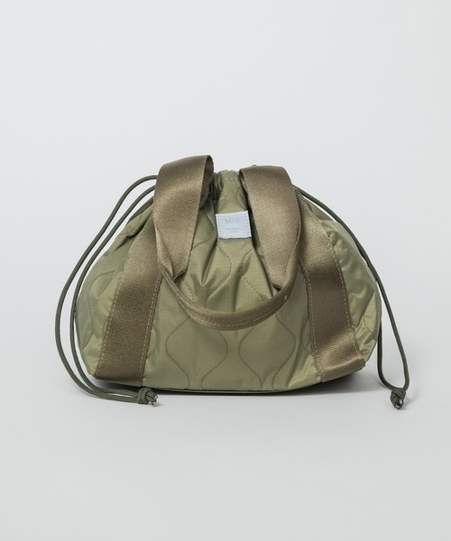 MIS（エムアイエス）の「MILITARY QUILTED MINI TOTE（トートバッグ・メンズ・ベージュ/グリーン/ブラック/ピンク/ブルー・ONESIZE）」の4枚目の写真