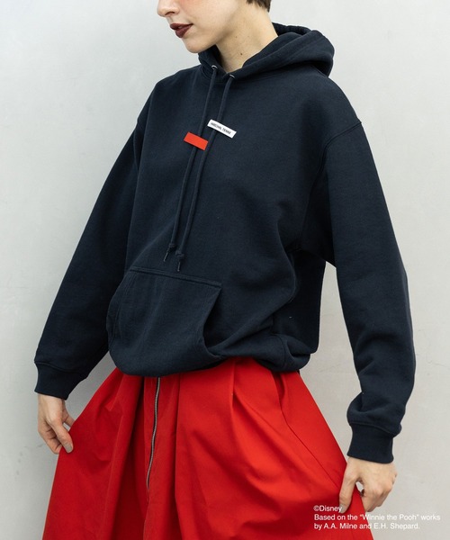 MARECHAL TERRE(マルシャルテル)の「くまのプーさん / フーディー / MARECHAL TERRE(パーカー・レディース・グレー/ネイビー/グレイッシュベージュ/チャコールグレー・MEDIUM)」の8枚目の写真