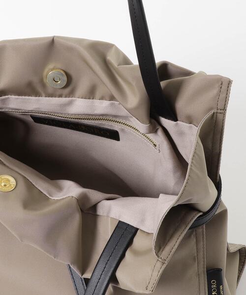 URBAN RESEARCH ROSSO WOMEN（アーバンリサーチ　ロッソ）の「VIOLAd’ORO　ナイロンドロストトートL（トートバッグ・レディース・ベージュ/ブラック・LARGE）」の10枚目の写真