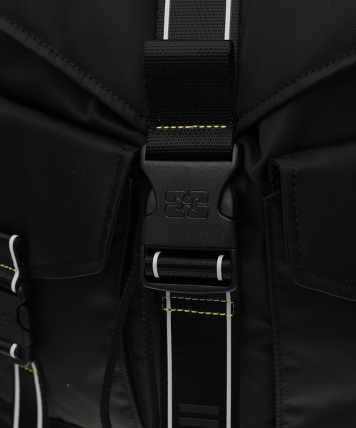 GANNI(ガニー)の「Re-Tech Sport Nylon Backpack(バックパック/リュック・レディース・ブラック・ONE SIZE)」の3枚目の写真