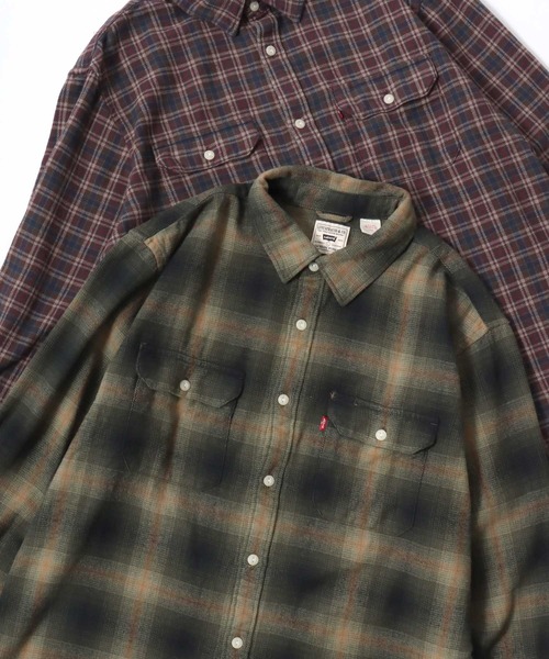 Levi's（リーバイス）の「Levi's/リーバイス JACKSON WORKER OMBRE CHECK SHIRT/オーバーサイズ オンブレチェックシャツ/フランネルシャツ/レギュラーカラーシャツ/レディース メンズ（シャツ/ブラウス・メンズ・ネイビー/カーキ/ワイン・M/L/XL）」の2枚目の写真