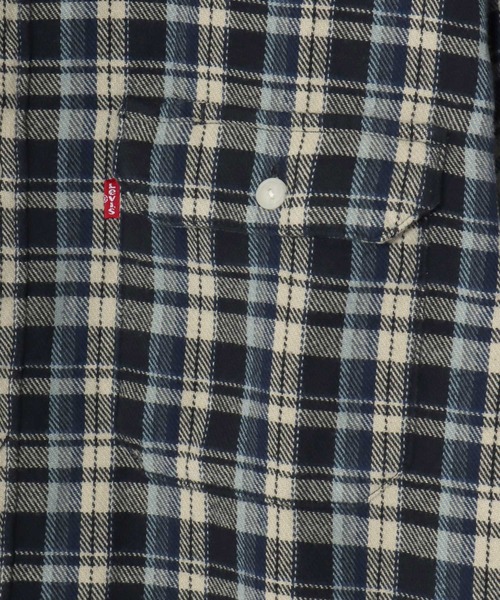 Levi's（リーバイス）の「Levi's/リーバイス JACKSON WORKER OMBRE CHECK SHIRT/オーバーサイズ オンブレチェックシャツ/フランネルシャツ/レギュラーカラーシャツ/レディース メンズ（シャツ/ブラウス・メンズ・ネイビー/カーキ/ワイン・M/L/XL）」の19枚目の写真