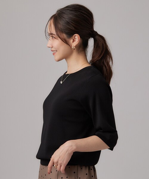 SHOO・LA・RUE(シューラルー)の「【ガンガン洗える/ひんやり/UV/毛玉になりにくい】二の腕見せない 5分袖ニット(ニット/セーター・レディース・ブラウン系3/ライトパープル/ブラック/ブルー系その他/アイボリー/ブラウン系その他・01/02/03/04)」の13枚目の写真