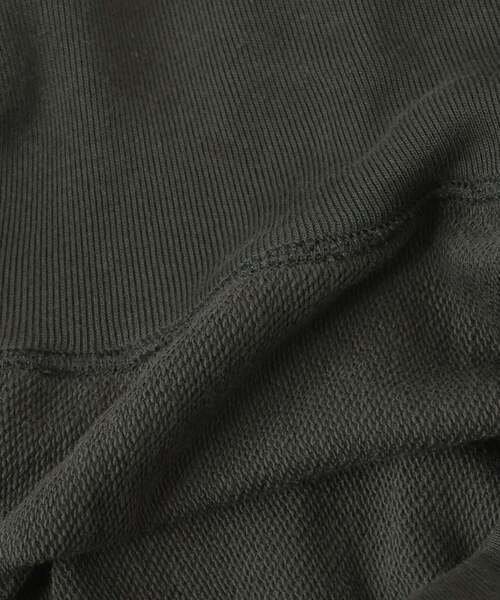Champion(チャンピオン)の「Champion/チャンピオン SLOBE別注 ラグランスウェット(スウェット・レディース・ブラック/ライトグレー/ブラウン/アイボリー・FREE)」の19枚目の写真