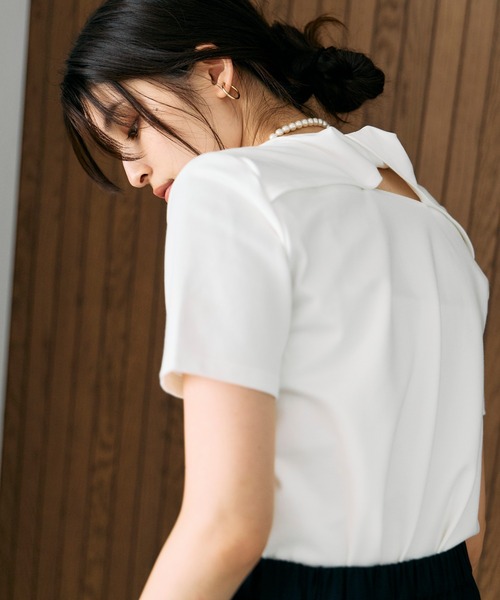 &. NOSTALGIA（アンドドットノスタルジア）の「バックツイストショルダーパッドカットソー（Tシャツ/カットソー・レディース・ホワイト/ブラック・M）」の8枚目の写真