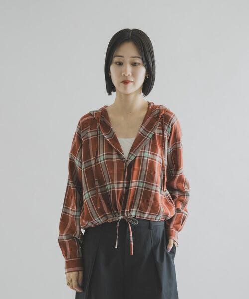 THE GOODLAND MARKET（ザグッドランドマーケット）の「cwtch　CHECK SHIRT HOODIE（シャツ/ブラウス・レディース・ブルー/ブラウン・FREE）」の5枚目の写真