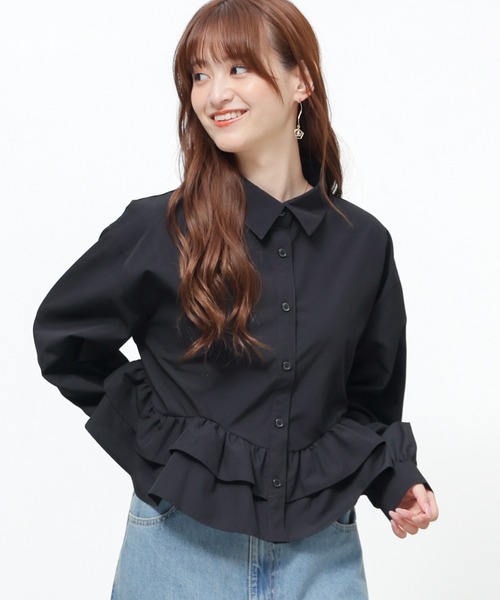 Honeys(ハニーズ)の「フリルヘムブラウス(シャツ/ブラウス・レディース・ブルー/ホワイト/ブラック・L/LL/M/S)」の1枚目の写真