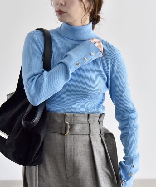 quaranciel(カランシエル)の「〈手洗い可能〉カシミヤ ミックス ハイゲージ タートルネック リブ ニット(ニット/セーター・レディース・ライトブルー/ブラック/チャコールグレー/オレンジ/その他/ナチュラル・ONE SIZE)」の11枚目の写真