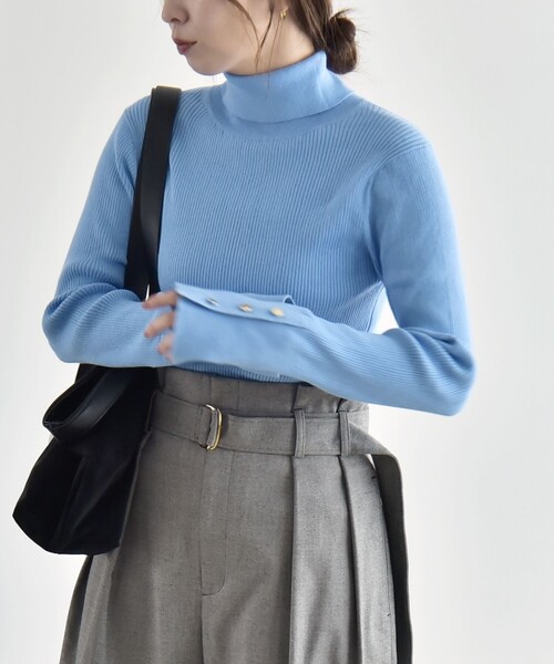 quaranciel(カランシエル)の「〈手洗い可能〉カシミヤ ミックス ハイゲージ タートルネック リブ ニット(ニット/セーター・レディース・ライトブルー/ブラック/チャコールグレー/オレンジ/その他/ナチュラル・ONE SIZE)」の18枚目の写真