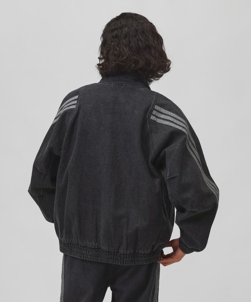 adidas（アディダス）の「アディダス adidas スタジアム ルーズフィット デニム トラックジャケット（デニムジャケット・メンズ・ブルー/ブラック/ブルー系その他・S/M/L/LL/3L）」の18枚目の写真