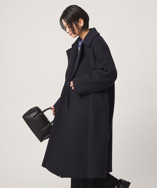 green label relaxing(グリーンレーベルリラクシング)の「CANGIOLI ステンカラー コート(ステンカラーコート・レディース・ネイビー/モカ・36/38/40)」の13枚目の写真