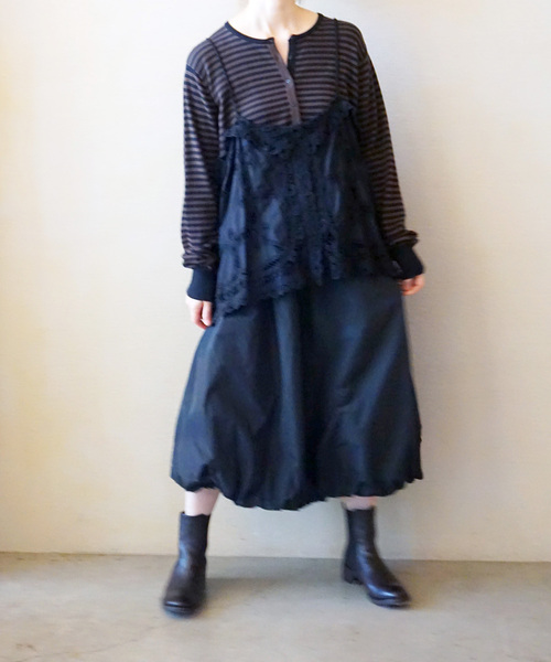 JOURNAL STANDARD LUXE(ジャーナルスタンダード ラックス)の「T's TAFFETA BALLOON SK(スカート・レディース・ベージュ/ブラック・FREE)」の5枚目の写真