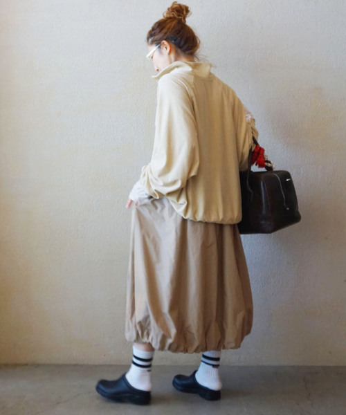 JOURNAL STANDARD LUXE(ジャーナルスタンダード ラックス)の「T's TAFFETA BALLOON SK(スカート・レディース・ベージュ/ブラック・FREE)」の12枚目の写真