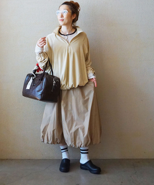JOURNAL STANDARD LUXE(ジャーナルスタンダード ラックス)の「T's TAFFETA BALLOON SK(スカート・レディース・ベージュ/ブラック・FREE)」の13枚目の写真